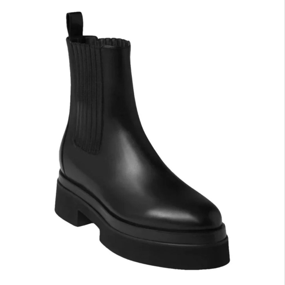 Tamara Mellon Clash